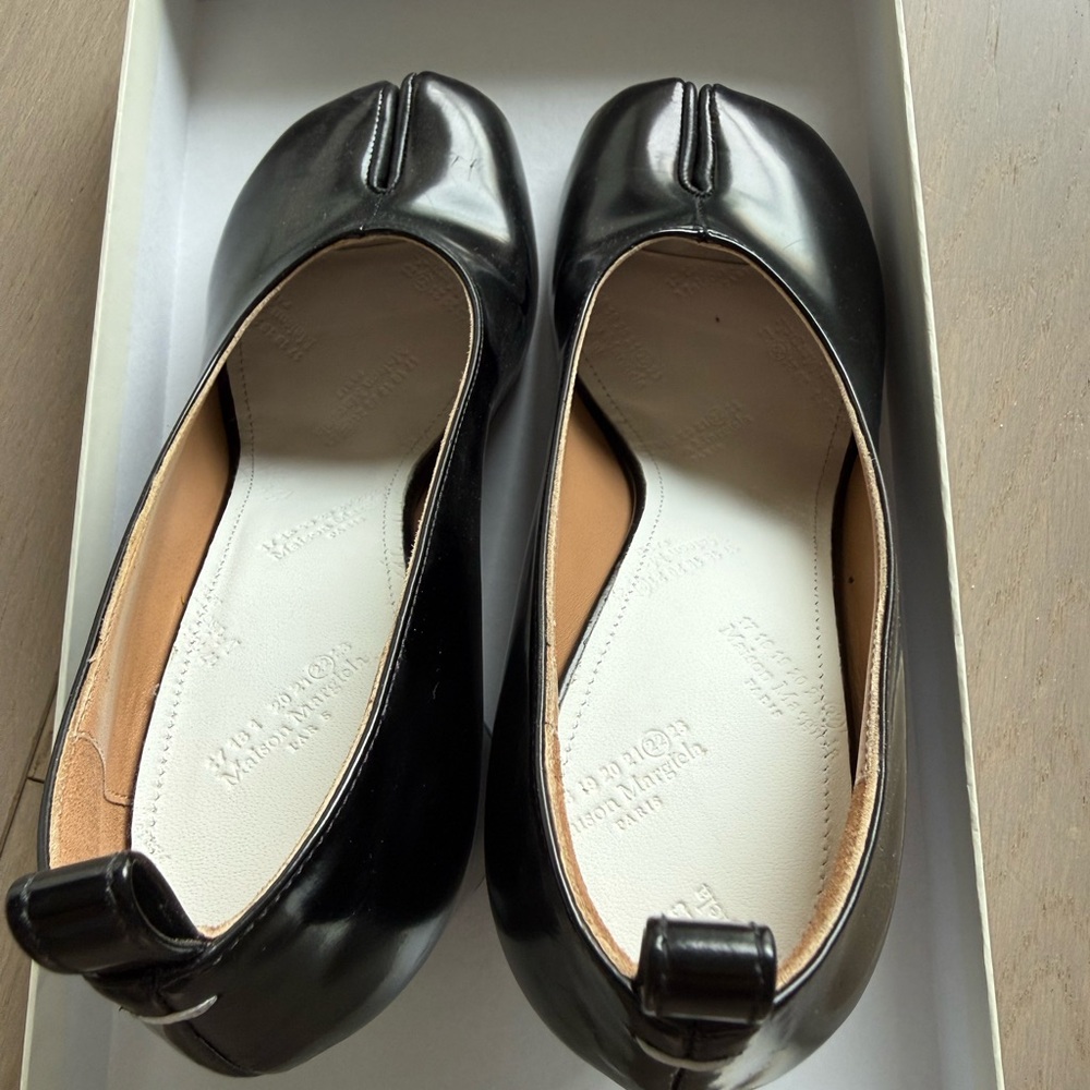 Maison Martin Margiela Black Tabi 80mm Mary Jane pumps - Picture 5 of 9
